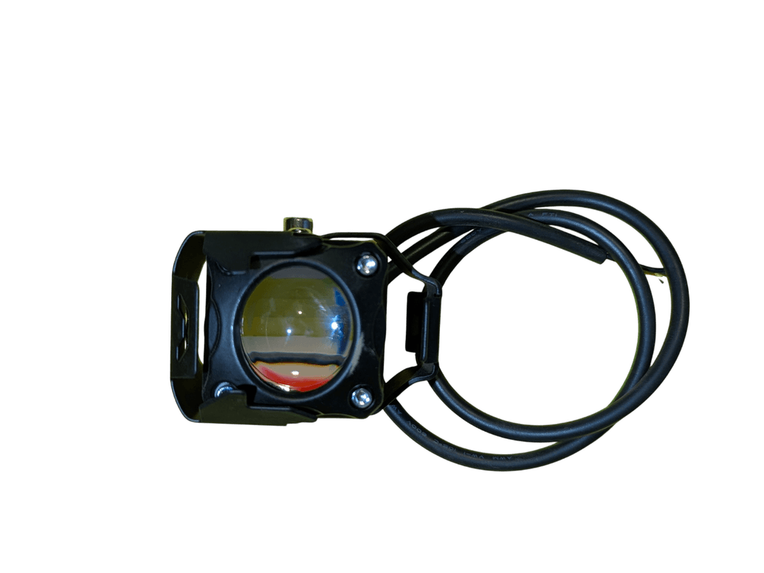Universal LED Pilot Safety Light – High-Intensity Flashing Warning Signal for Cars and Motorcycles - 1